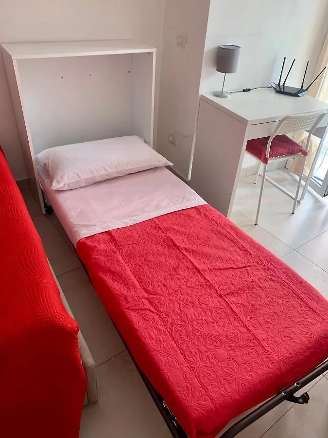 La Casetta Su Spaccanapoli 0*, Naples